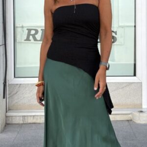 Falda satinada al bies verde