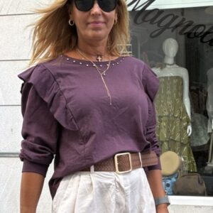 Sudadera tachas berenjena