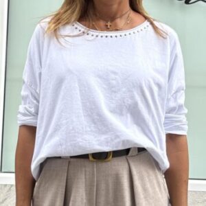 Camiseta anchita tachas blanca