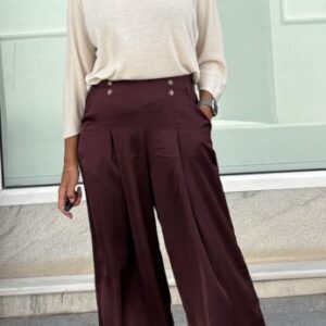 Pantalón satinado botones magenta