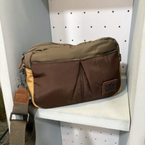 Bolso bandolera tricolor marrón mostaza y verde
