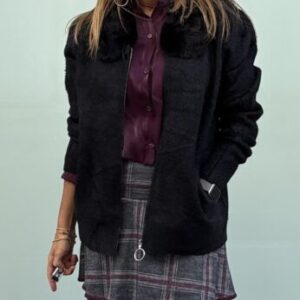 Chaqueta cremallera cuello pelo negra