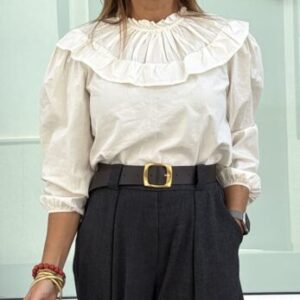 Blusa volante beige