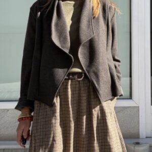 Chaqueta envolvente gris verdoso
